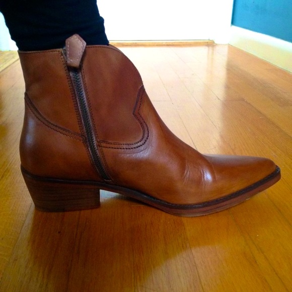 NEW IN BOX! “Vintage Foundry” Arielle Boot – Tan Size 11 - Picture 4 of 8